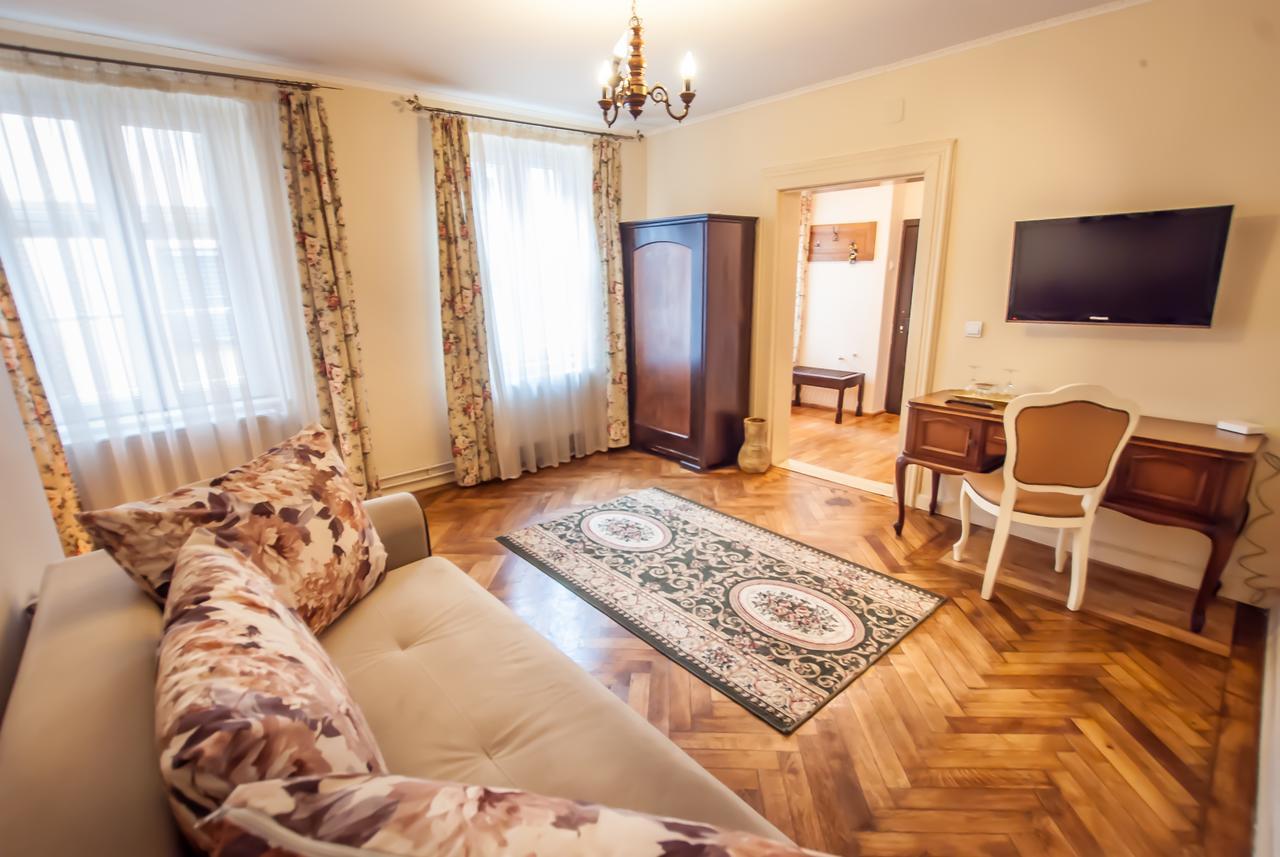 Casa Antiqua Ξενοδοχείο Μπρασόβ Εξωτερικό φωτογραφία